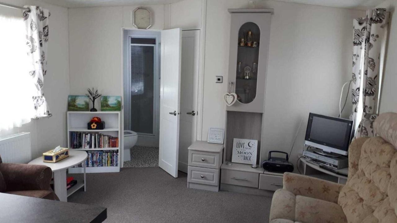 Summer Lodge Luxury Caravan In Hastings Free Wifi Dış mekan fotoğraf